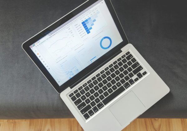 pexels-goumbik-577195