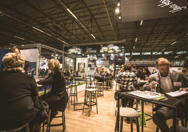 pexels-julian-v-293152-860227