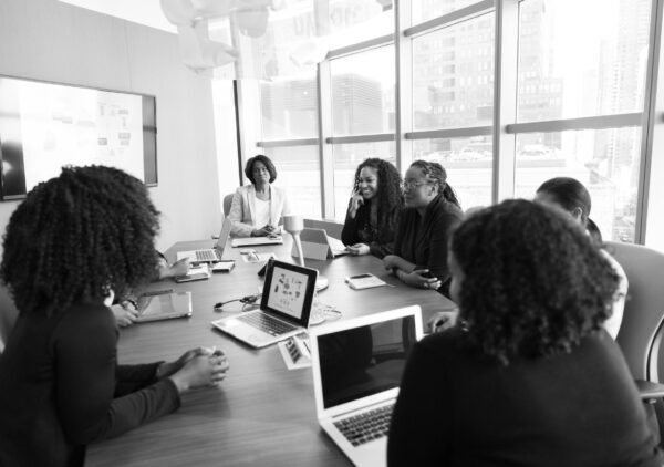 pexels-divinetechygirl-1181427